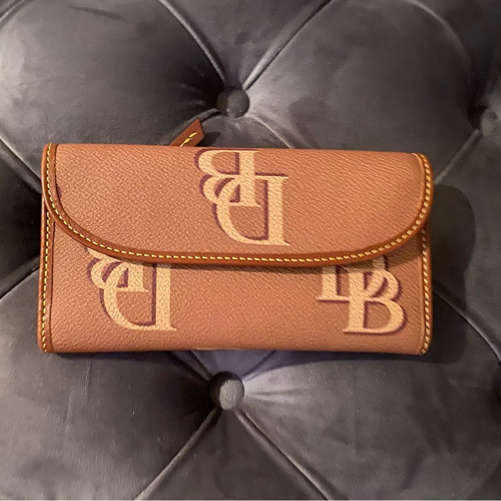 Dooney & Burke Wallet